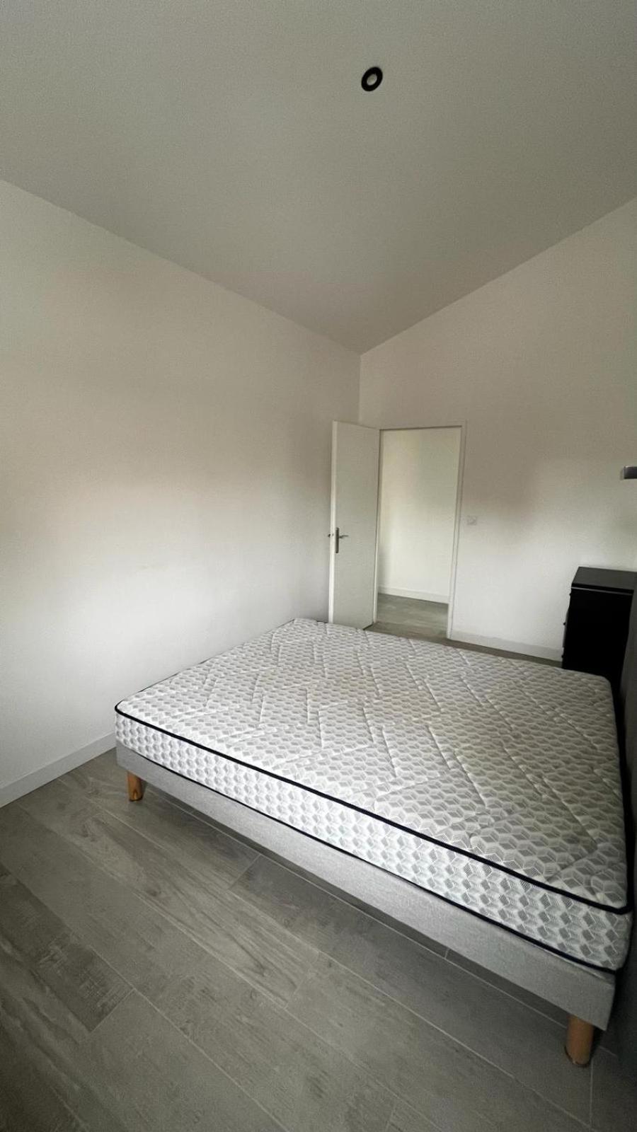 Spacieux T2, Residence Charles Trenet 纳博讷 客房 照片