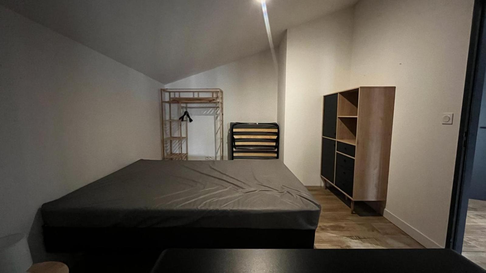 Spacieux T2, Residence Charles Trenet 纳博讷 客房 照片