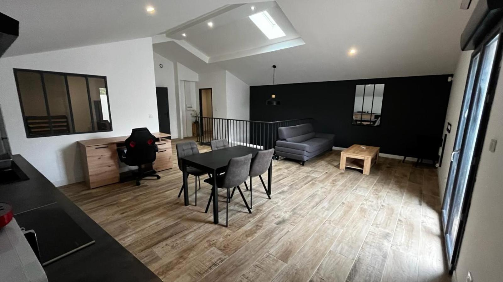 Spacieux T2, Residence Charles Trenet 纳博讷 客房 照片