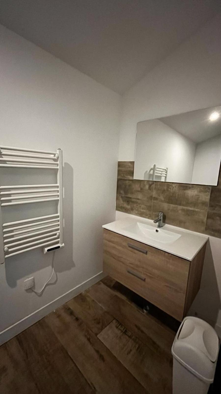 Spacieux T2, Residence Charles Trenet 纳博讷 客房 照片