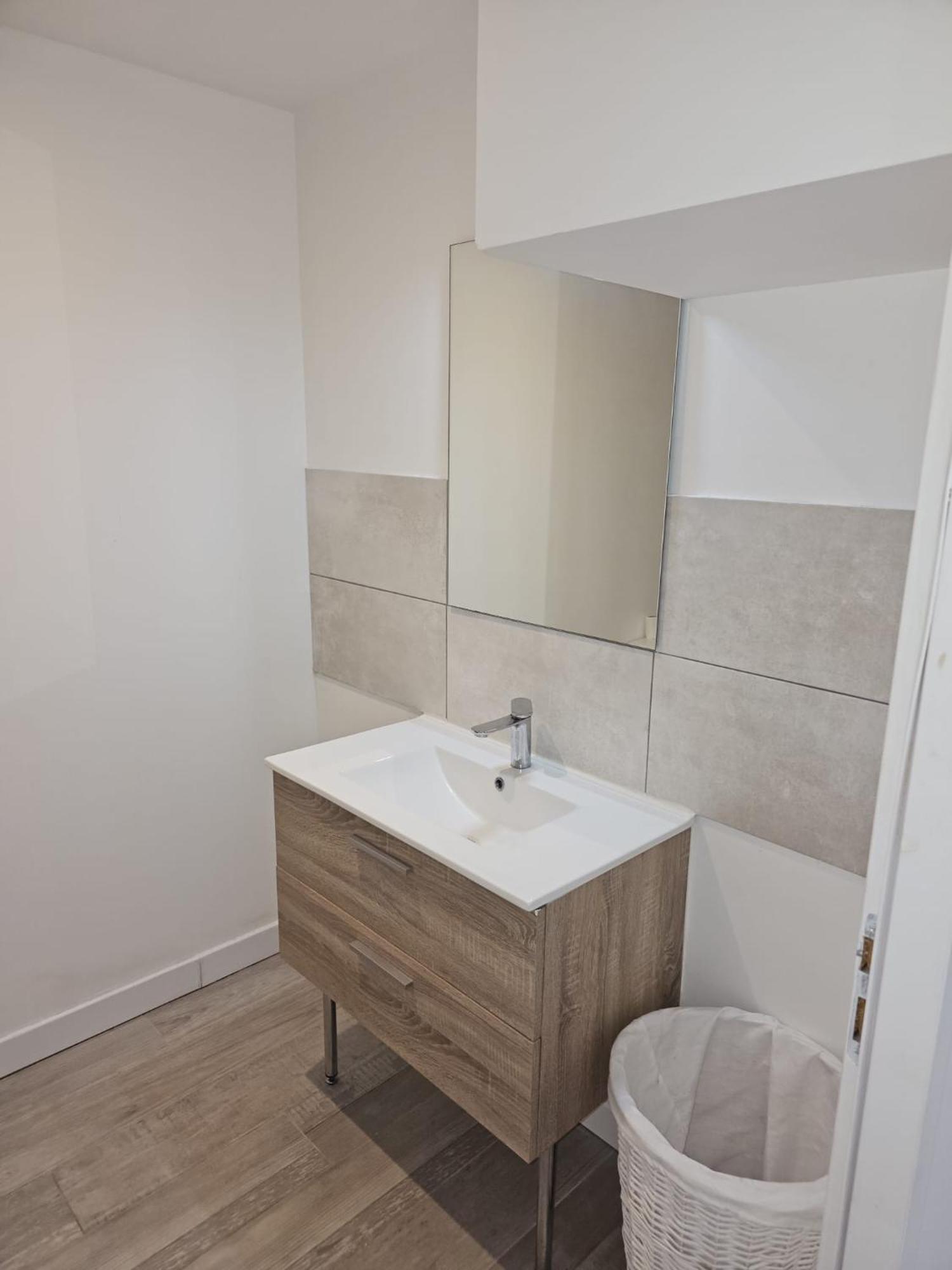 Spacieux T2, Residence Charles Trenet 纳博讷 外观 照片