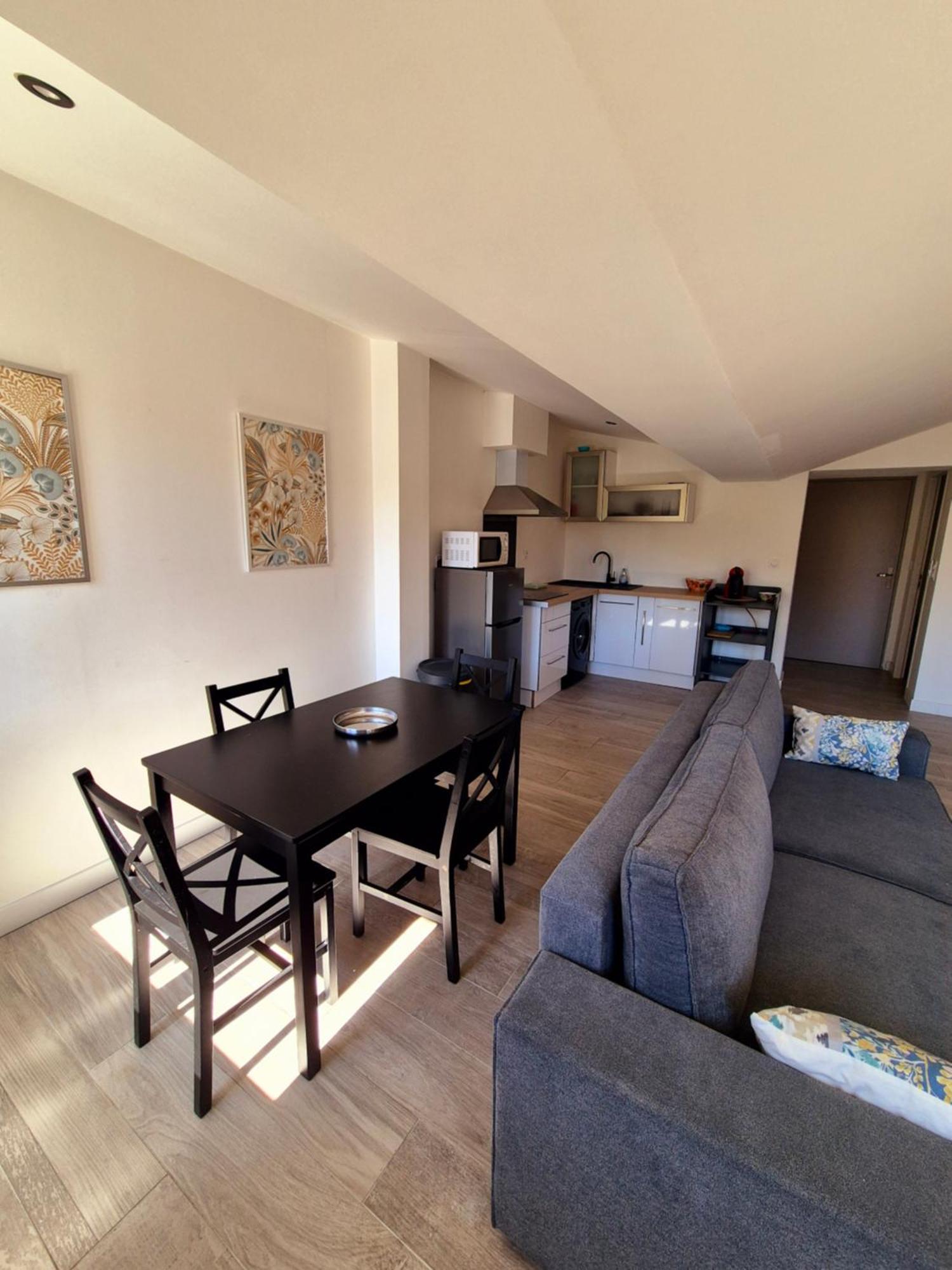 Spacieux T2, Residence Charles Trenet 纳博讷 外观 照片