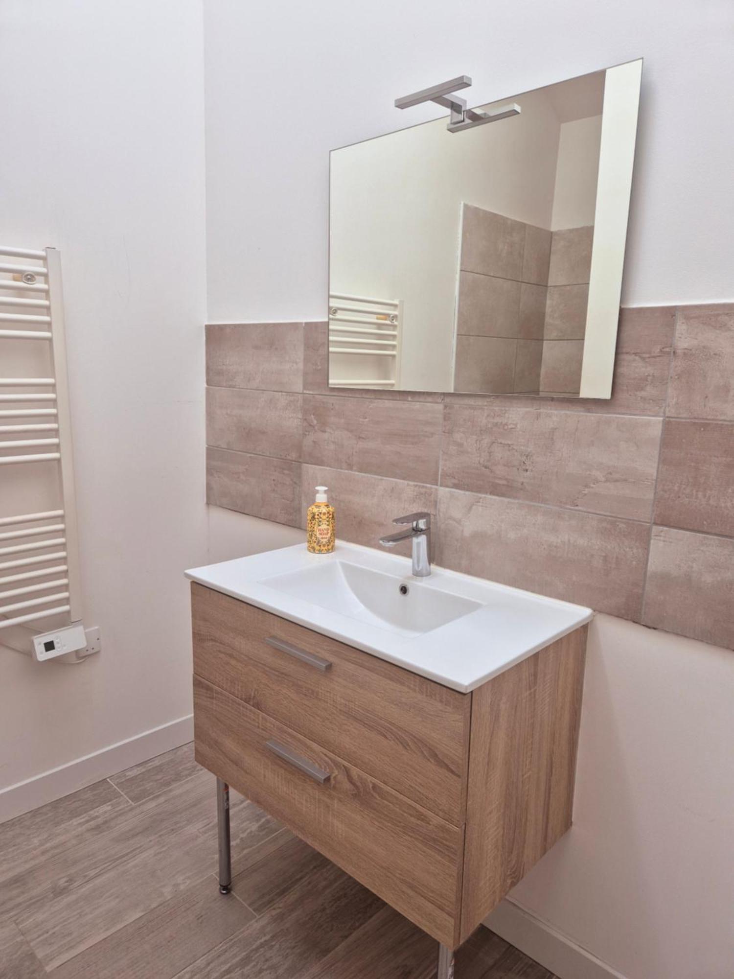 Spacieux T2, Residence Charles Trenet 纳博讷 外观 照片